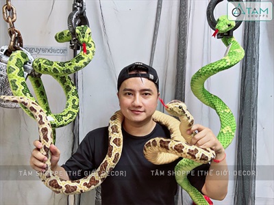 Con rắn lớn trang trí dài 190cm (con trăn) nhồi bông TCV-RAN-03